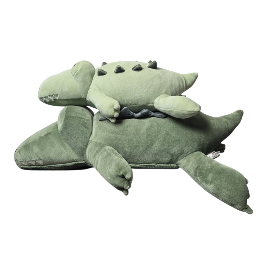 Pillowfort Alligator and Baby Weighted Plush Kids Comfort Pillow Green Set